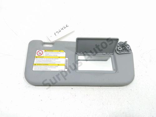 Used Right sun visor Right sun visor 31002540 31002540