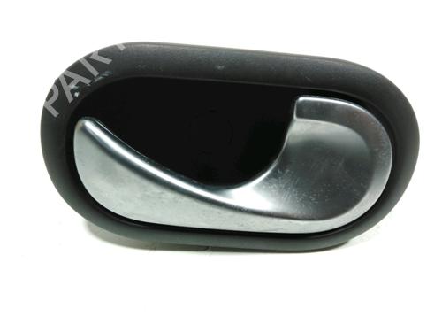 Used Rear right interior door handle RENAULT MODUS / GRAND MODUS (F/JP0_) 1.5 dCi (FP0D, JP0D) (82 hp) 28252431