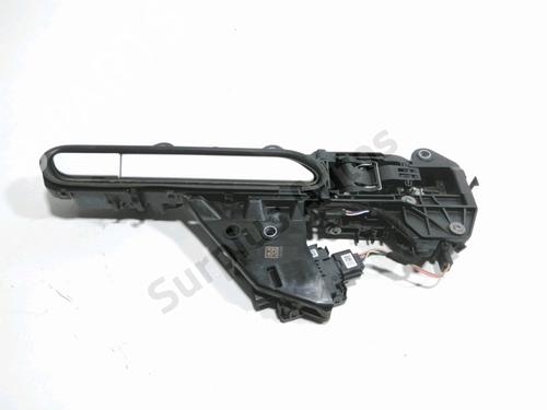 front-right-exterior-door-handle-renault-megane-e-tech-suv-2021-32514487 main image