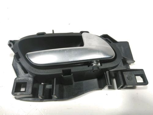 Used Front right interior door handle Front right interior door handle 28242600 28242600