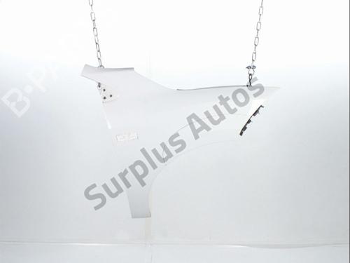 Used Right front fenders Right front fenders 39088912 39088912
