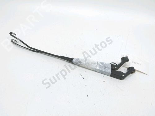 Used Front windshield wiper arm Front windshield wiper arm 31007888 31007888