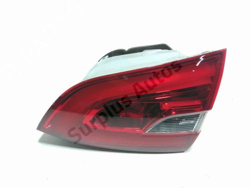 Feu de coffre droit PEUGEOT 308 SW II (LC_, LJ_, LR_, LX_, L4_) 1.5 BlueHDi 130 (131 hp) 31914202