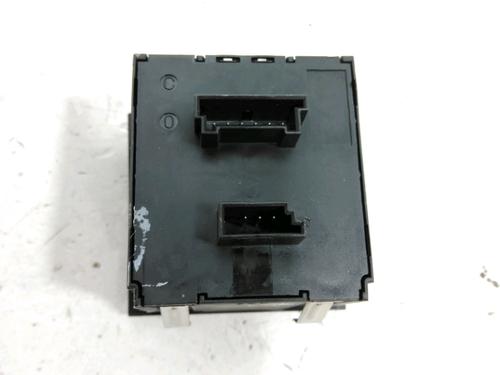 Warning switch BMW 3 Touring (E91) 330 xd | BP37768099I22 - Image 2
