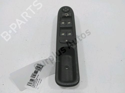 Interrupteur de vitre avant gauche PEUGEOT 307 (3A/C) 1.6 HDi (90 hp) 30999156