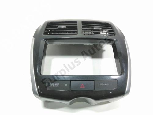 Used Warning switch CITROËN C4 AIRCROSS 1.6 HDi 115 AWC (114 hp) 28229375