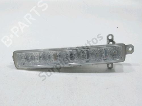 Used Right daytime light Right daytime light 39525128 39525128