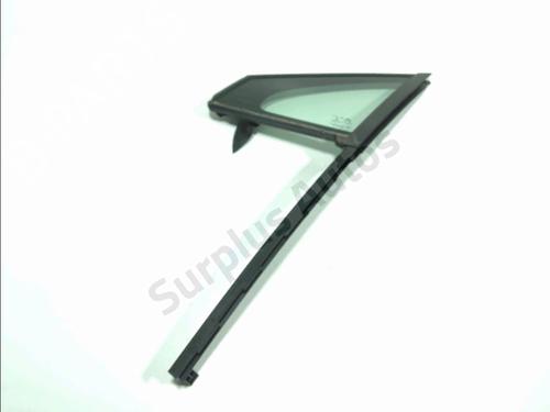 front-left-quarter-glass-citroen-c3-iii-sx-2016-35893685 main image