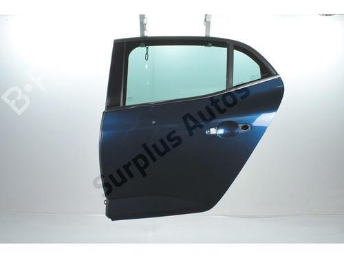 left-rear-door-renault-megane-iv-hatchback-b9amn_-2015-40252193 main image