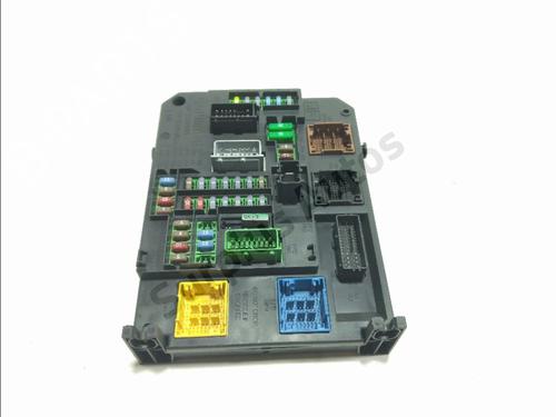 Used Fuse box Fuse box PEUGEOT 308 SW II (LC_, LJ_, LR_, LX_, L4_) 1.6 HDi / BlueHDi 115 (LCBHXM, LCBHXT) (115 hp) 34338182 34338182