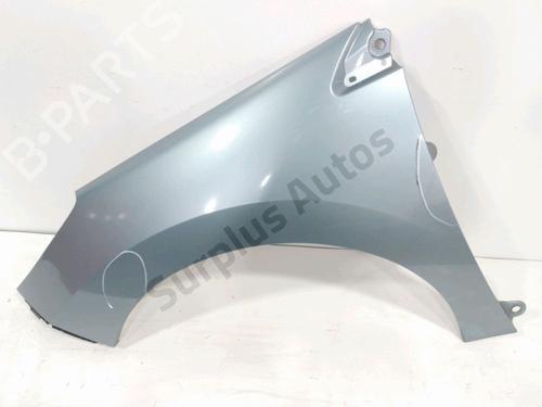 Used Left front fenders Left front fenders 38082657 38082657