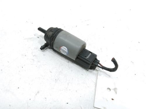 Washer pump BMW 3 (E90) 320 d | BP31008583E24 - Image 2