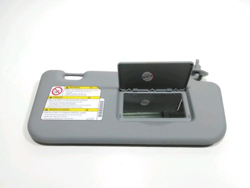 Used Right sun visor Right sun visor 29859529 29859529