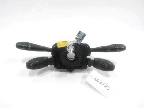 Used Steering wheel controls Steering wheel controls PEUGEOT 307 Break (3E) 1.6 HDi 110 (109 hp) 30988141 30988141