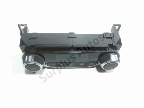 Used Climate control Climate control 37767269 37767269