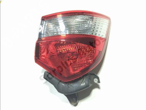 Used Right taillight Right taillight TOYOTA YARIS (_P13_) 1.5 Hybrid (NHP130_, NHP130) (101 hp) 39548610 39548610