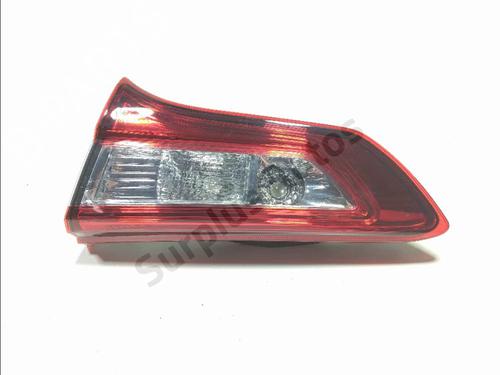 Used Right tailgate light Right tailgate light TOYOTA YARIS (_P13_) 1.5 Hybrid (NHP130_, NHP130) (101 hp) 39548603 39548603