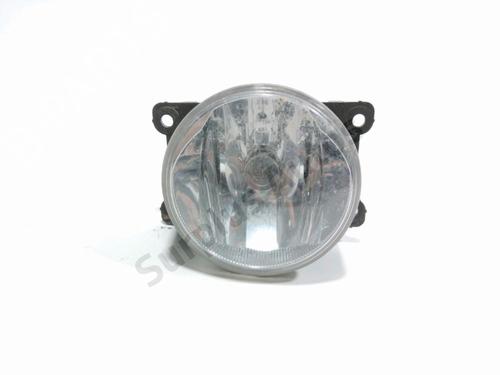 right-front-fog-light-peugeot-2008-i-cu_-2013-39707088 main image