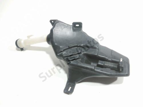 windscreen-washer-tank-chevrolet-cruze-hatchback-j305-2010-37791310 main image