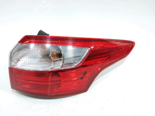 Used Right taillight FORD FOCUS III Turnier 1.6 TDCi (115 hp) 31006229