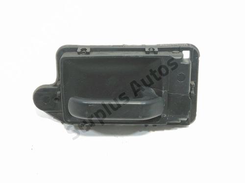 front-right-interior-door-handle-peugeot-106-i-1a-1c-1991-1992-1993-1994-1995-1996-32181500 main image