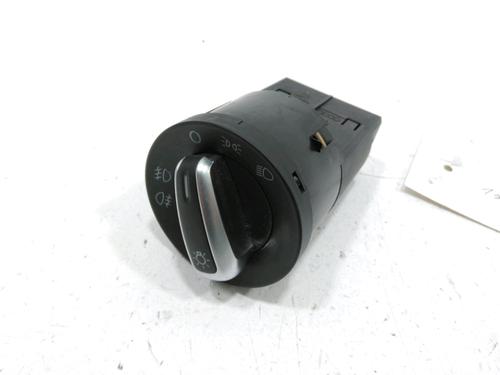 Forlygtekontakt VW POLO V (6R1, 6C1) 1.2 TDI (75 hp) 30990356