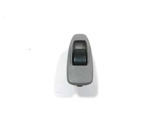 Used Right rear window switch Right rear window switch MAZDA PREMACY (CP) 2.0 TD (101 hp) 28249943 28249943