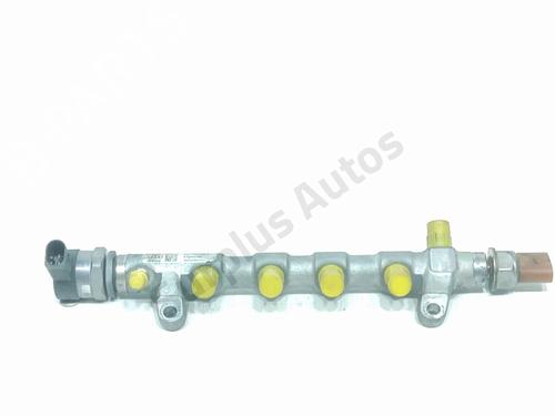 Used Injection rail Injection rail 39397316 39397316
