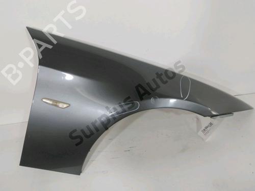 Forskærm Højre BMW 3 (E90) 318 d (122 hp) 30993299