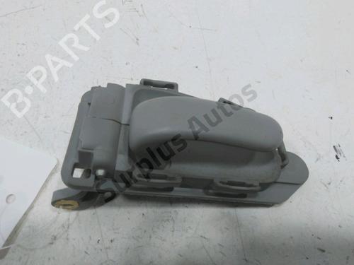 Used Rear left interior door handle Rear left interior door handle 31000059 31000059