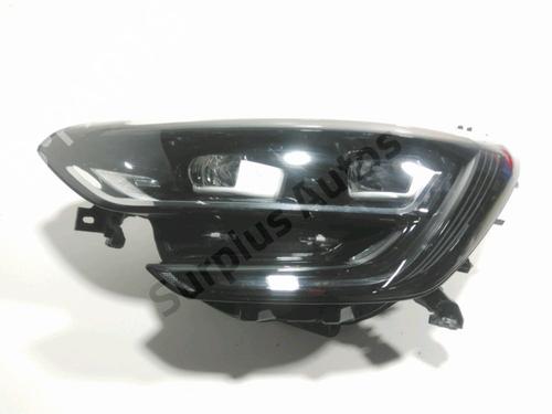 Faro izquierdo RENAULT MEGANE IV Hatchback (B9A/M/N_) 1.6 dCi 130 (B9A4) (130 hp) 30769229