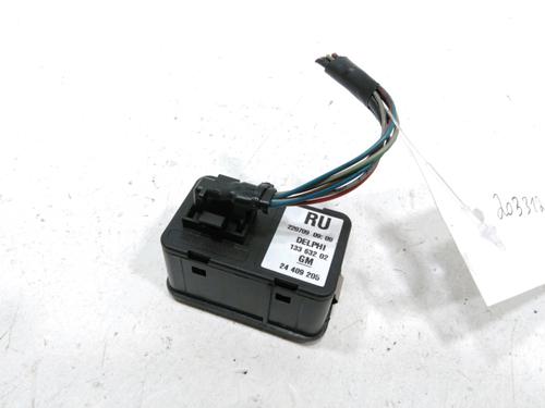 Left front window switch OPEL MERIVA A MPV (X03) 1.7 CDTI (E75) | BP30999021I27