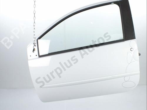 Używane Drzwi przednie lewe RENAULT TWINGO II (CN0_) 1.2 16V (CN04, CN0B) (75 hp) 28244573