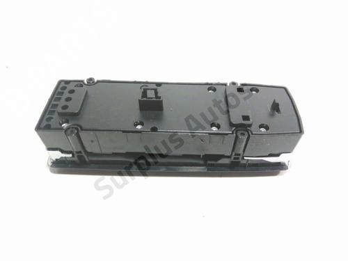 Left front window switch MERCEDES-BENZ C-CLASS (W204) C 180 CGI (204.031) | BP38104669I27 - Image 3