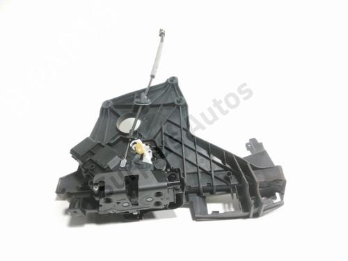 front-right-lock-volvo-v70-iii-135-2007-2008-2009-2010-2011-2012-2013-2014-2015-2016-30086626 main image
