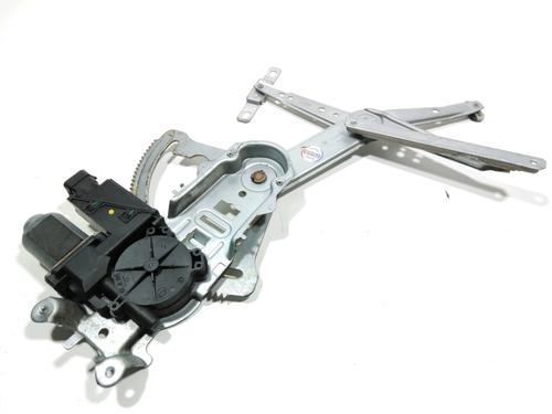 Used Front left window mechanism OPEL CORSA C (X01) 1.0 (F08, F68) (58 hp) 28240679