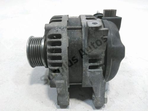Used Alternator TOYOTA YARIS (_P9_) 1.4 D-4D (NLP90_, NLP90R) (90 hp) 30985789