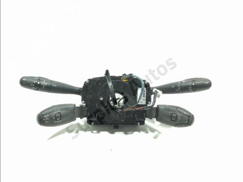Used Steering wheel controls Steering wheel controls PEUGEOT 207 (WA_, WC_) 1.6 HDi (92 hp) 35773563 35773563