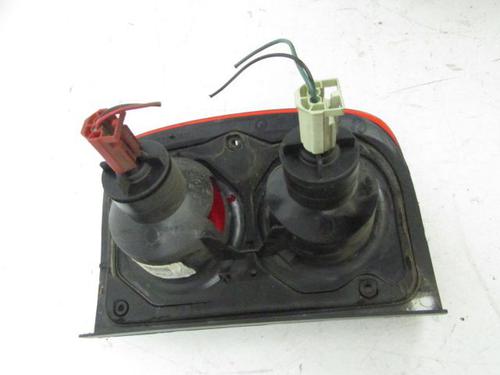 Right taillight LAND ROVER FREELANDER I (L314) 2.0 DI 4x4 | BP28268331C35 