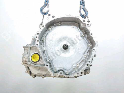 Getriebe für TOYOTA YARIS (_P13_) 1.5 Hybrid (NHP130_, NHP130) (101 hp) 32310908