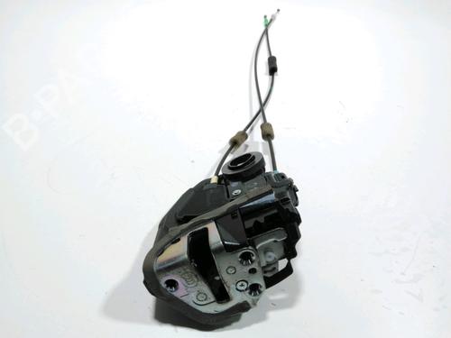 Used Rear left lock TOYOTA RAV 4 IV (_A4_) 2.2 D 4WD (ALA49) (150 hp) 28255161
