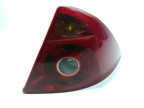 Right taillight FORD MONDEO III (B5Y) 2.0 16V TDDi / TDCi | BP28268707C35