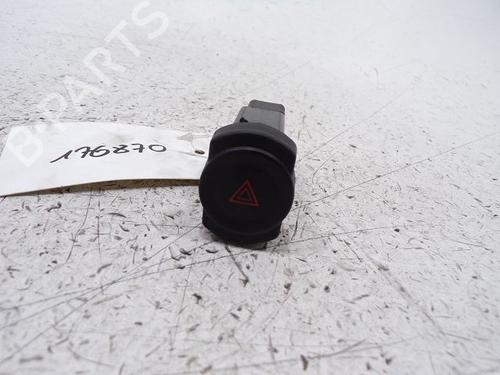 Used Warning switch Warning switch DACIA SANDERO 1.5 dCi (86 hp) 30989900 30989900