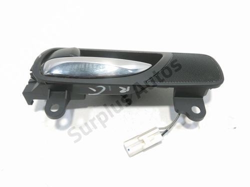 Used Rear left interior door handle Rear left interior door handle LEXUS IS II (_E2_) 200d (ALE20_, ALE20R) (150 hp) 33904026 33904026