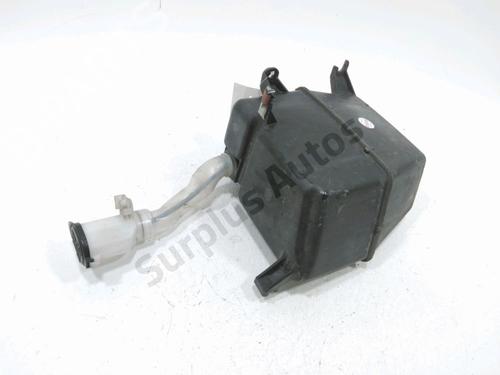 Used Windscreen washer tank TOYOTA CELICA Coupe (_T23_) 1.8 16V VT-i (ZZT230_, ZZT230) (143 hp) 31008795