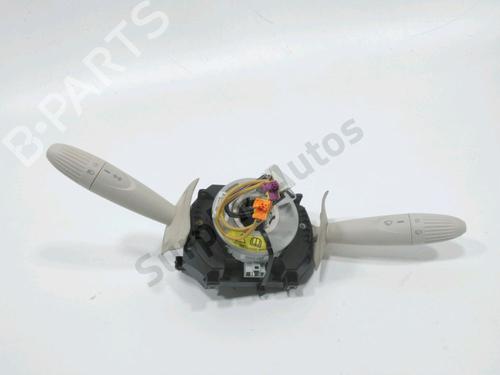 Used Steering wheel controls Steering wheel controls 37766821 37766821