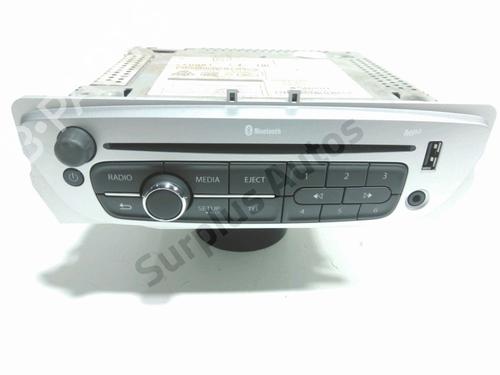 radio-renault-megane-iii-hatchback-bz01_-b3_-2008-36660883 main image