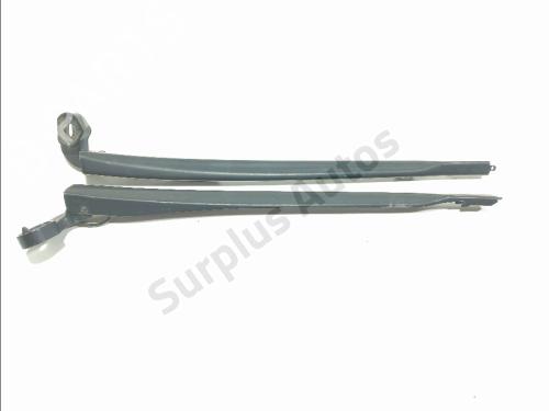 front-windshield-wiper-arm-seat-leon-1p1-2005-2006-2007-2008-2009-2010-2011-2012-2013-40621784 main image