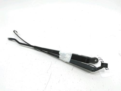 Used Front windshield wiper arm Front windshield wiper arm 37789959 37789959