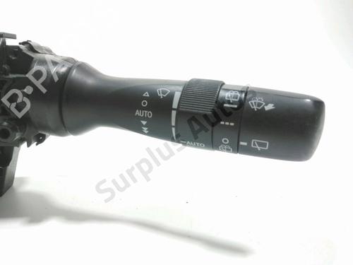 Przyciski sterowania na kierownicy TOYOTA AVENSIS Estate (_T27_) 2.0 D-4D (ADT270_, ADT270R) | BP28227308E15 